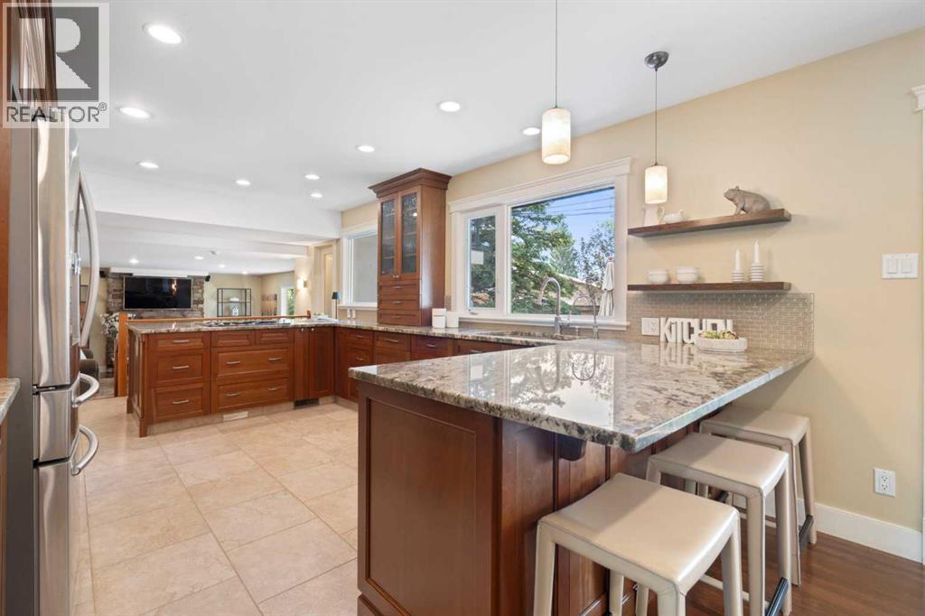 Photo 9 of 419 Willamina Crescent Se, Calgary AB