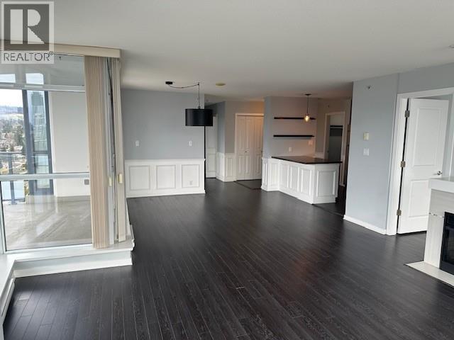 Photo 3 of 2704 2225 Holdom Avenue, Burnaby BC