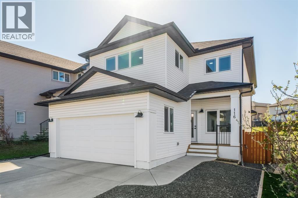 Photo 2 of 116 Sherwood Crescent Nw, Calgary AB