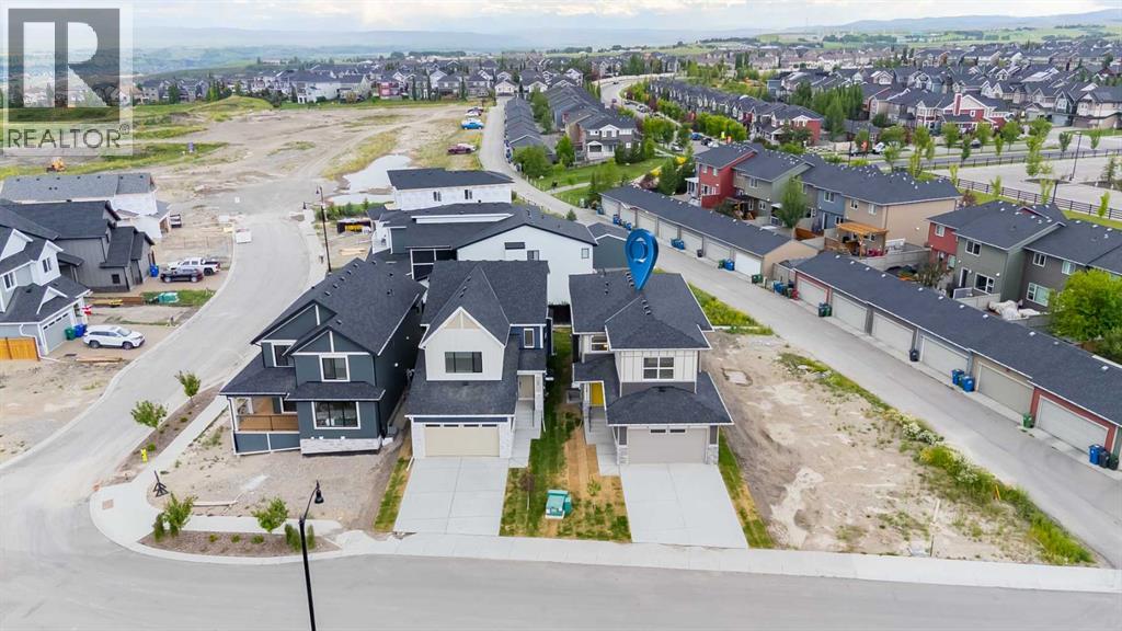 Photo 35 of 20 Sunvalley View, Cochrane AB