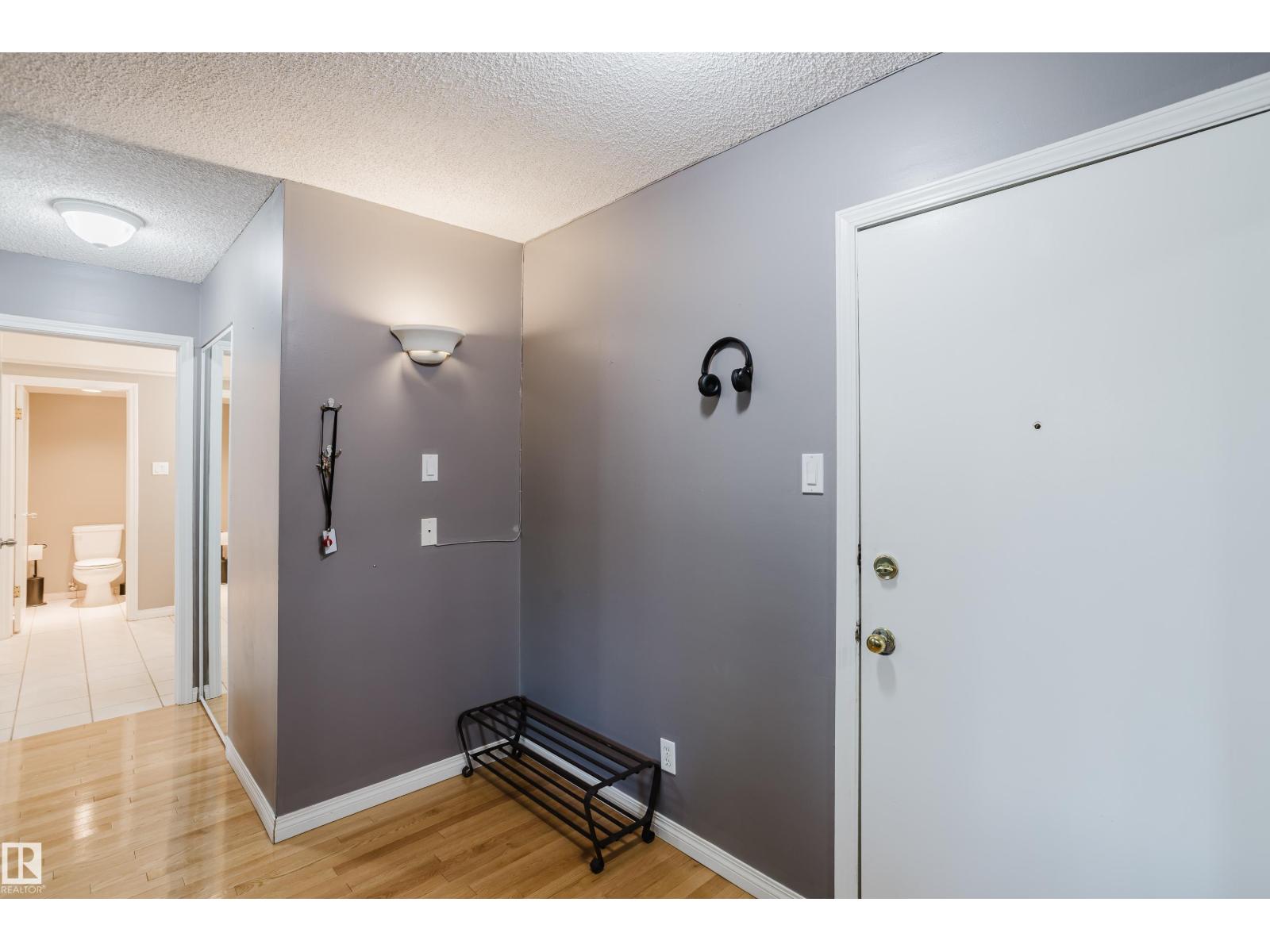 Photo 4 of 106 11217 103 Av Nw, Edmonton AB