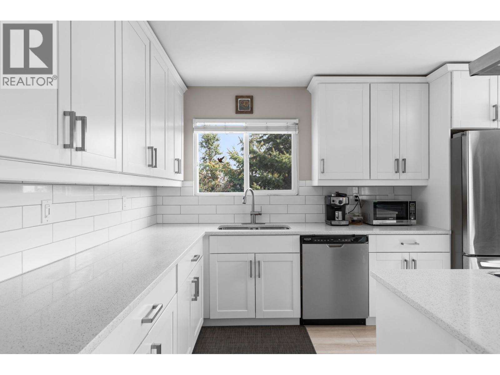  2440 Margaret Road, West Kelowna