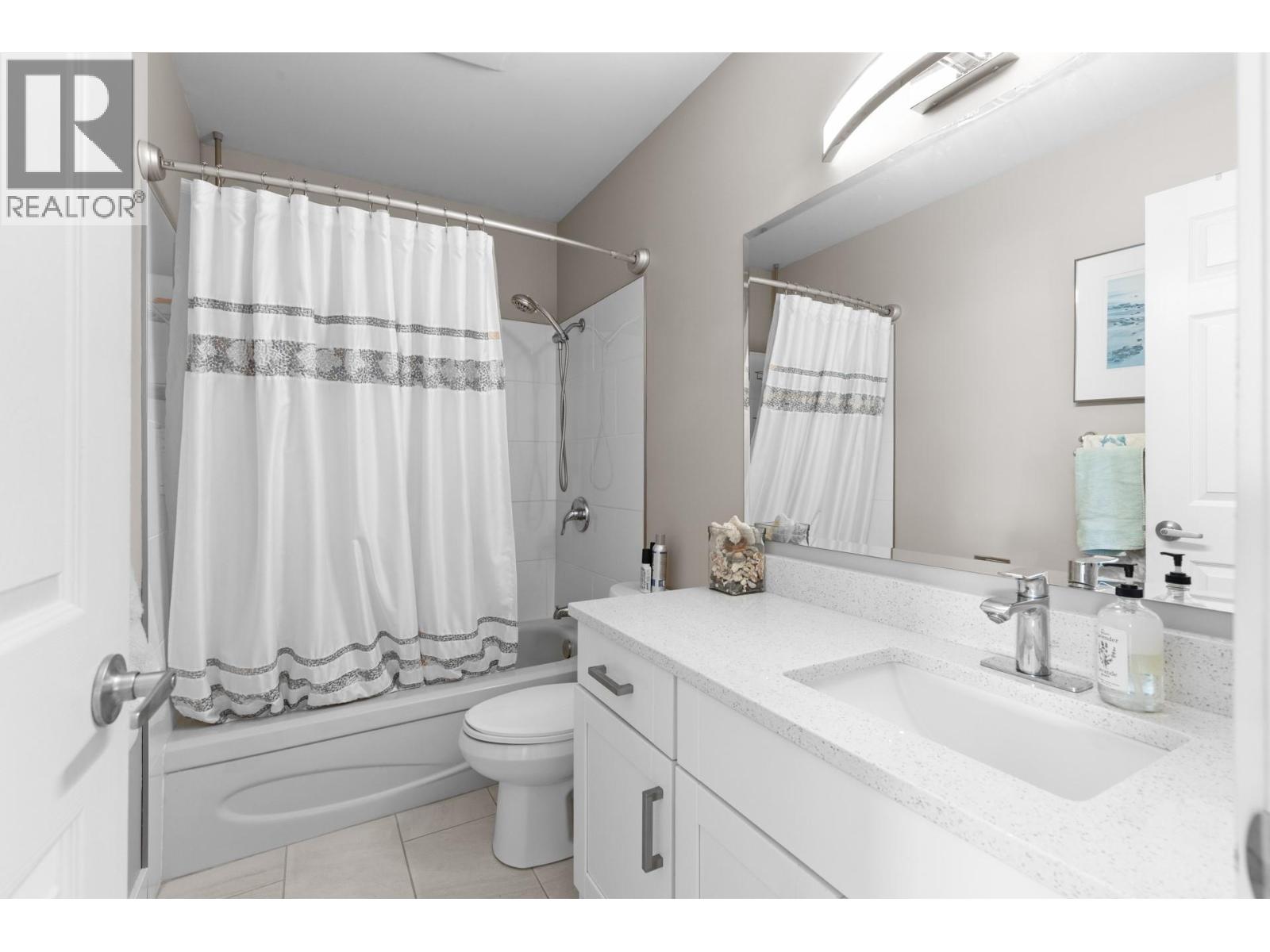  2440 Margaret Road, West Kelowna