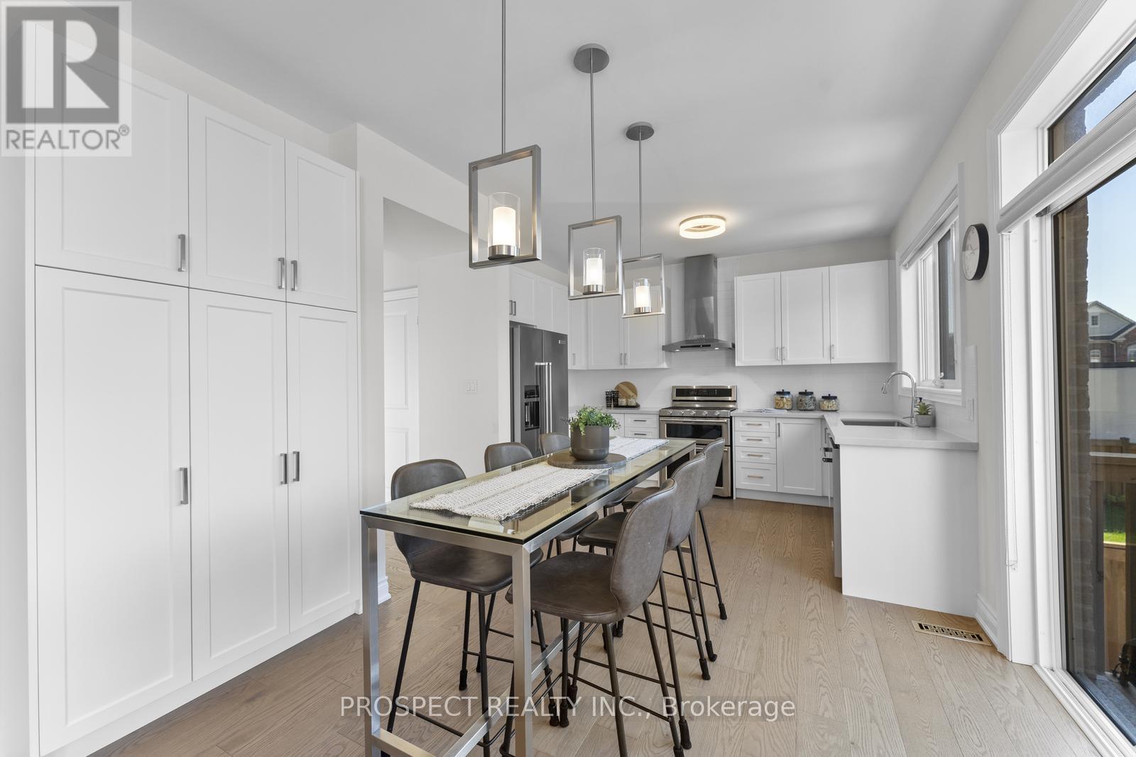 Photo 14 of 42 Ryerson Drive, Vaughan ON