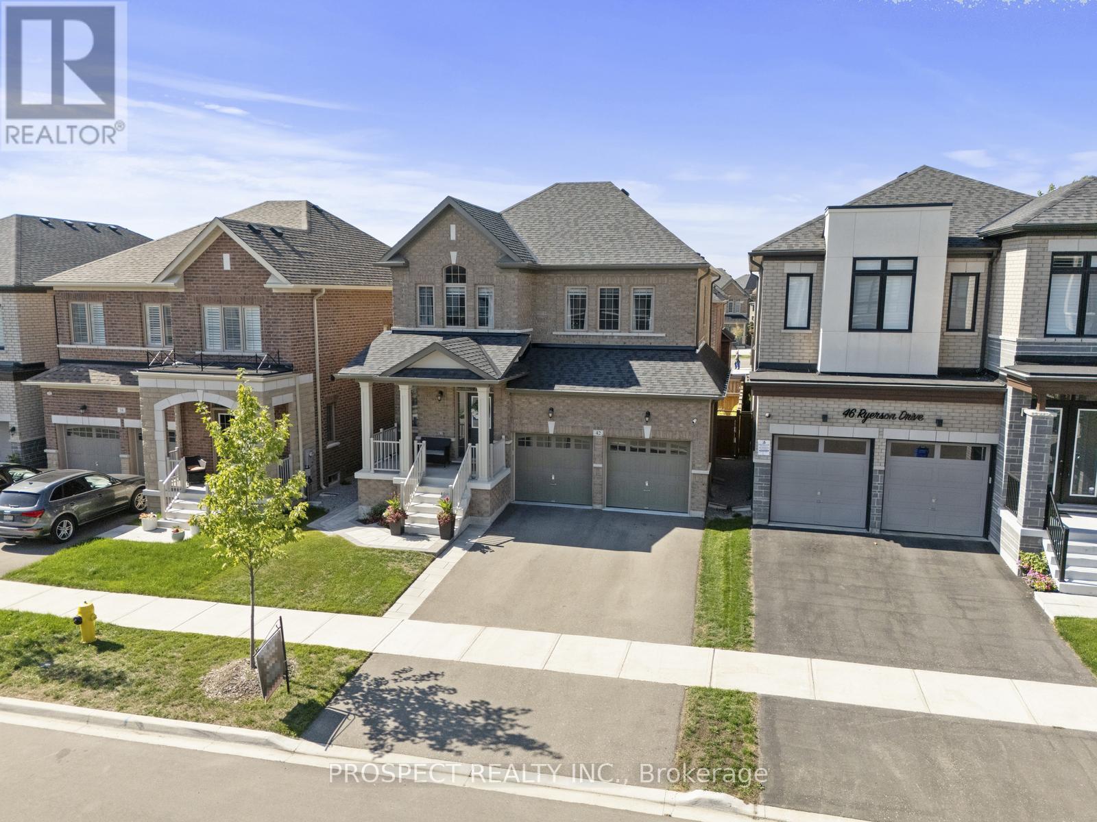 Photo 2 of 42 Ryerson Drive, Vaughan ON