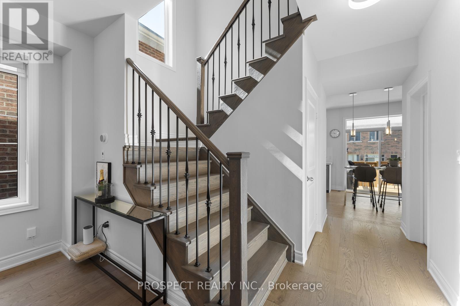 Photo 23 of 42 Ryerson Drive, Vaughan ON