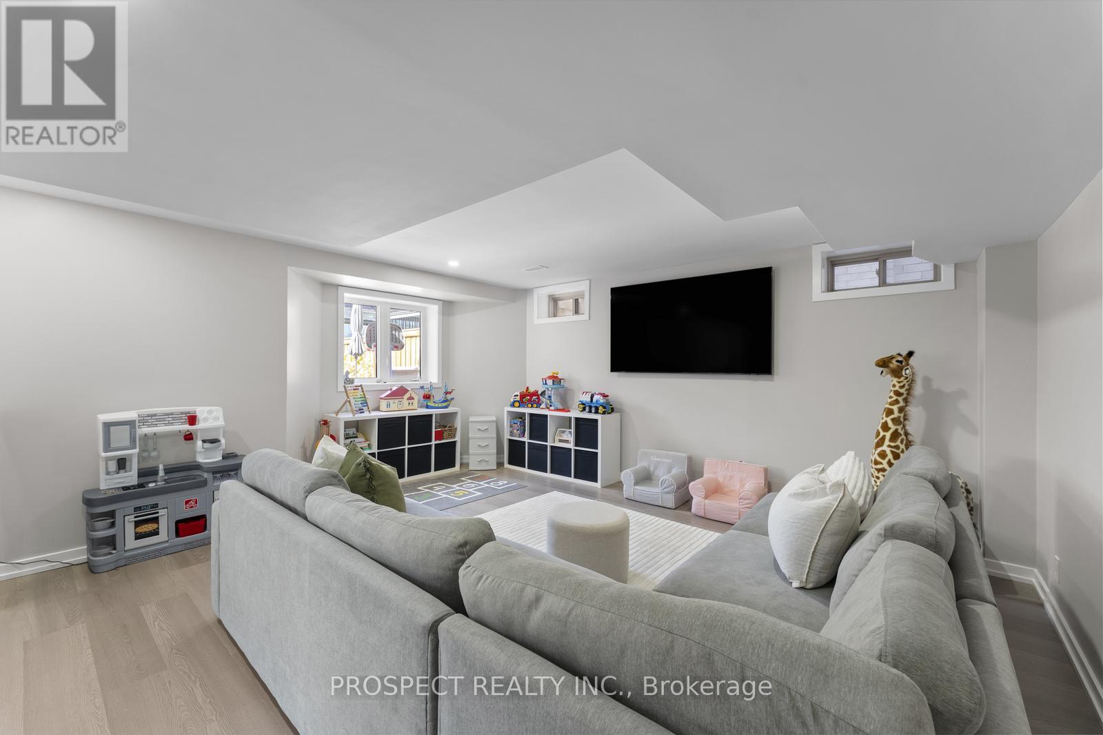 Photo 41 of 42 Ryerson Drive, Vaughan ON