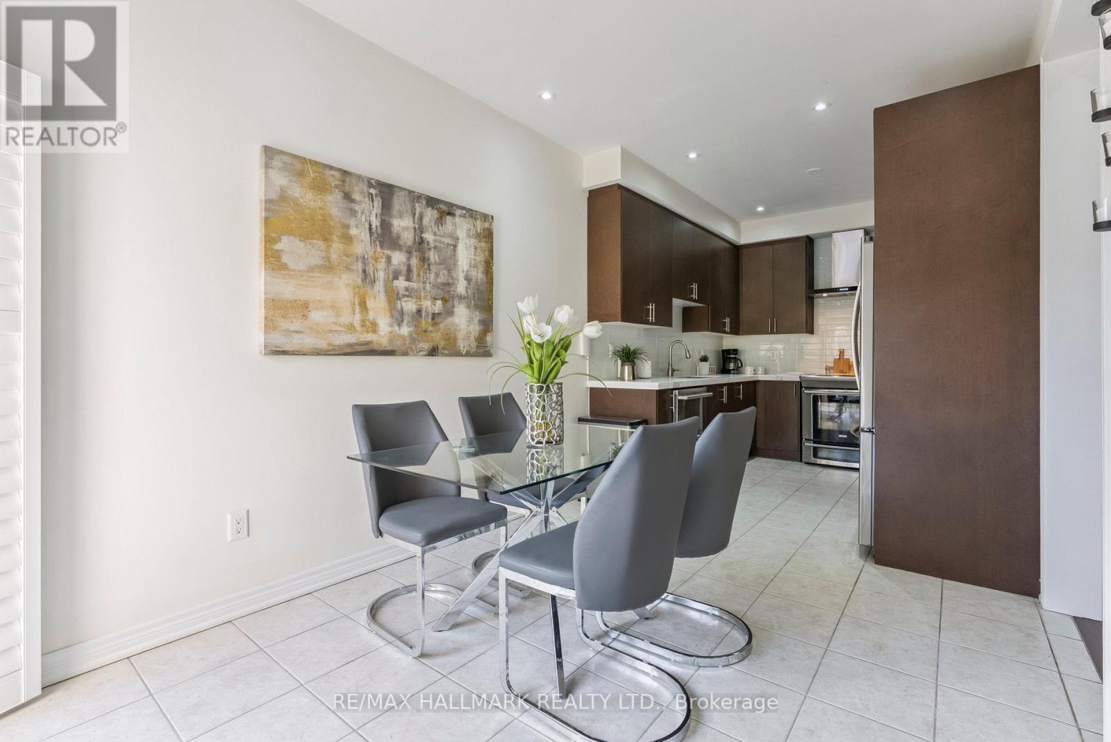 Photo 16 of 73 Lauderdale Drive, Vaughan ON