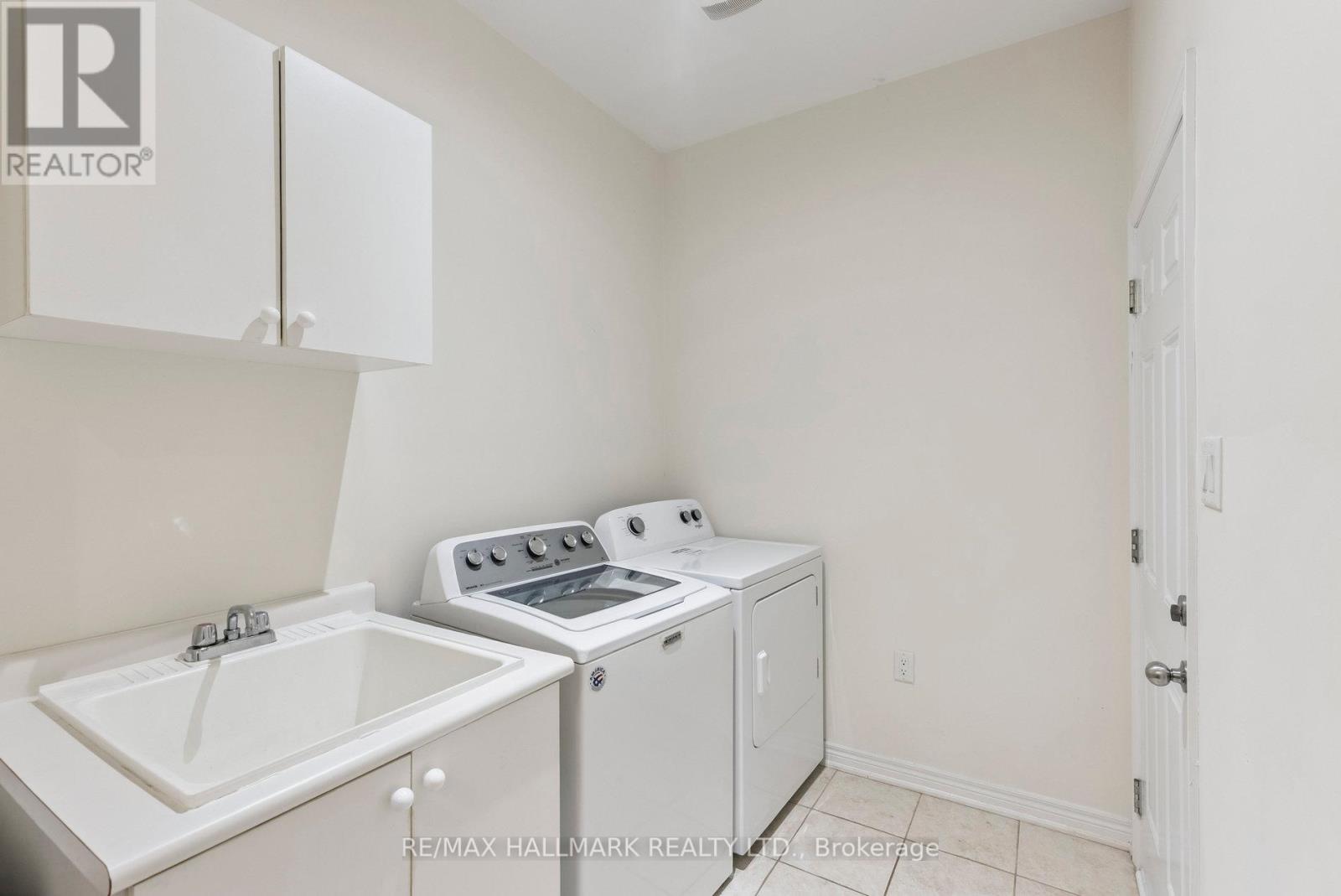 Photo 21 of 73 Lauderdale Drive, Vaughan ON
