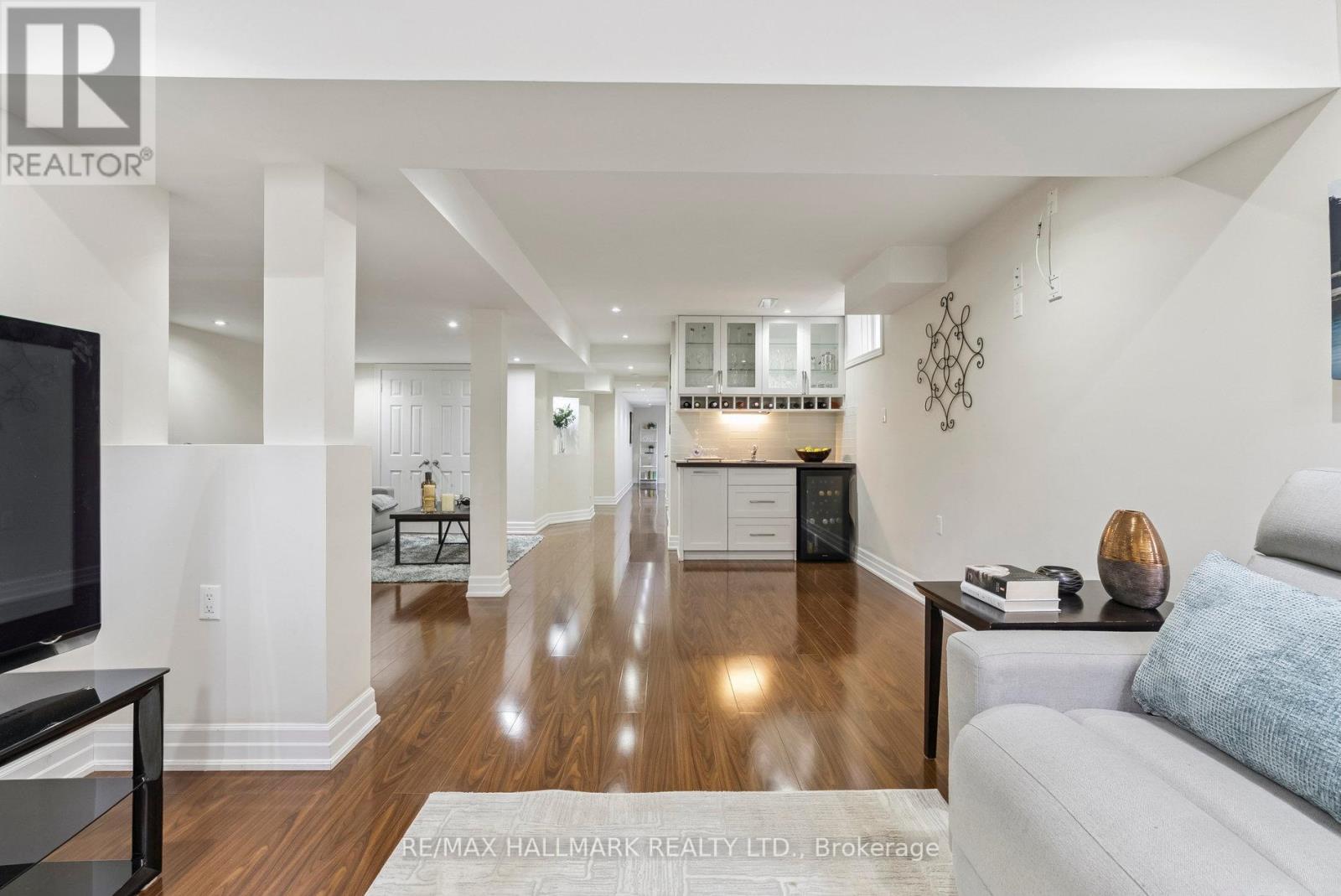 Photo 41 of 73 Lauderdale Drive, Vaughan ON