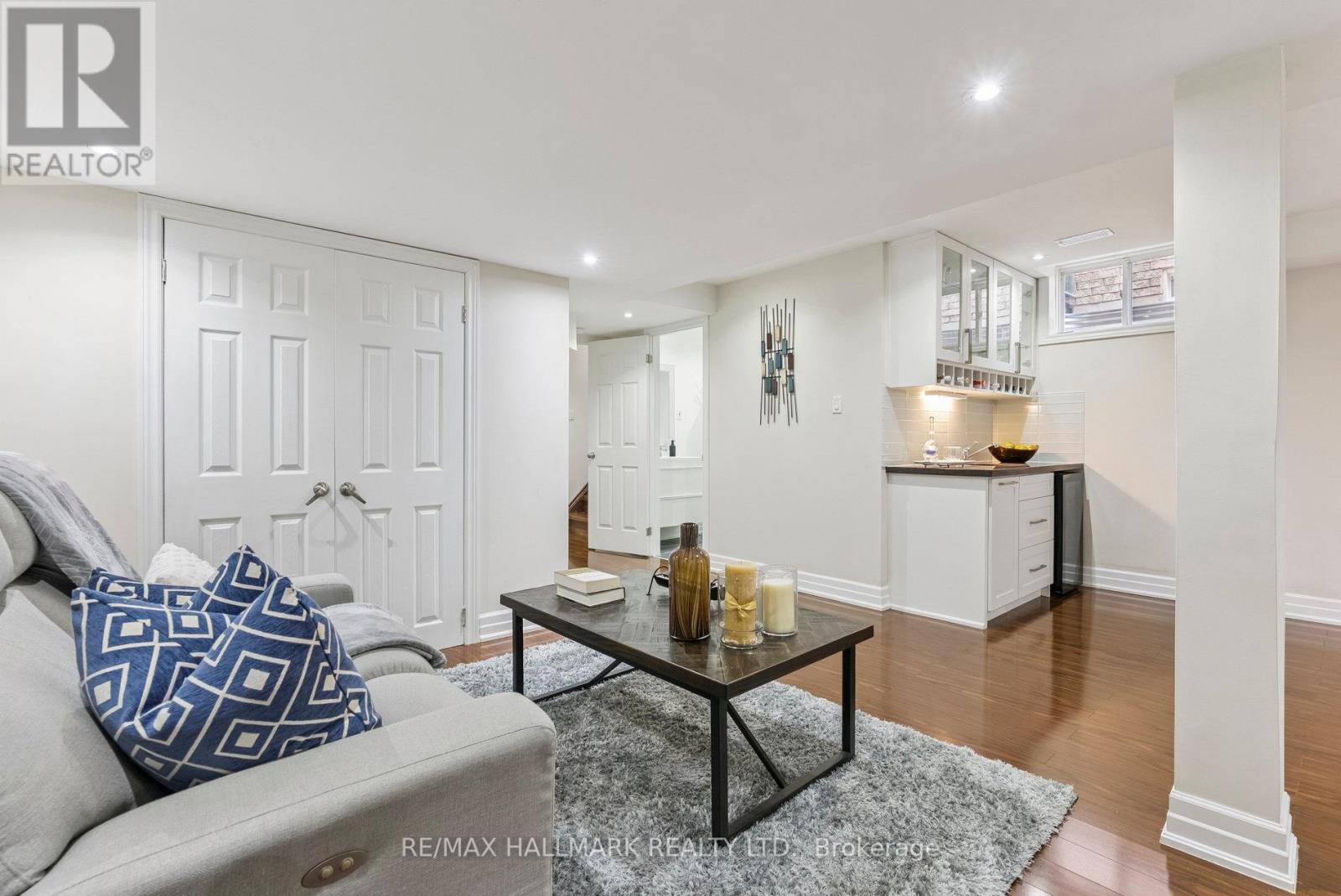 Photo 42 of 73 Lauderdale Drive, Vaughan ON