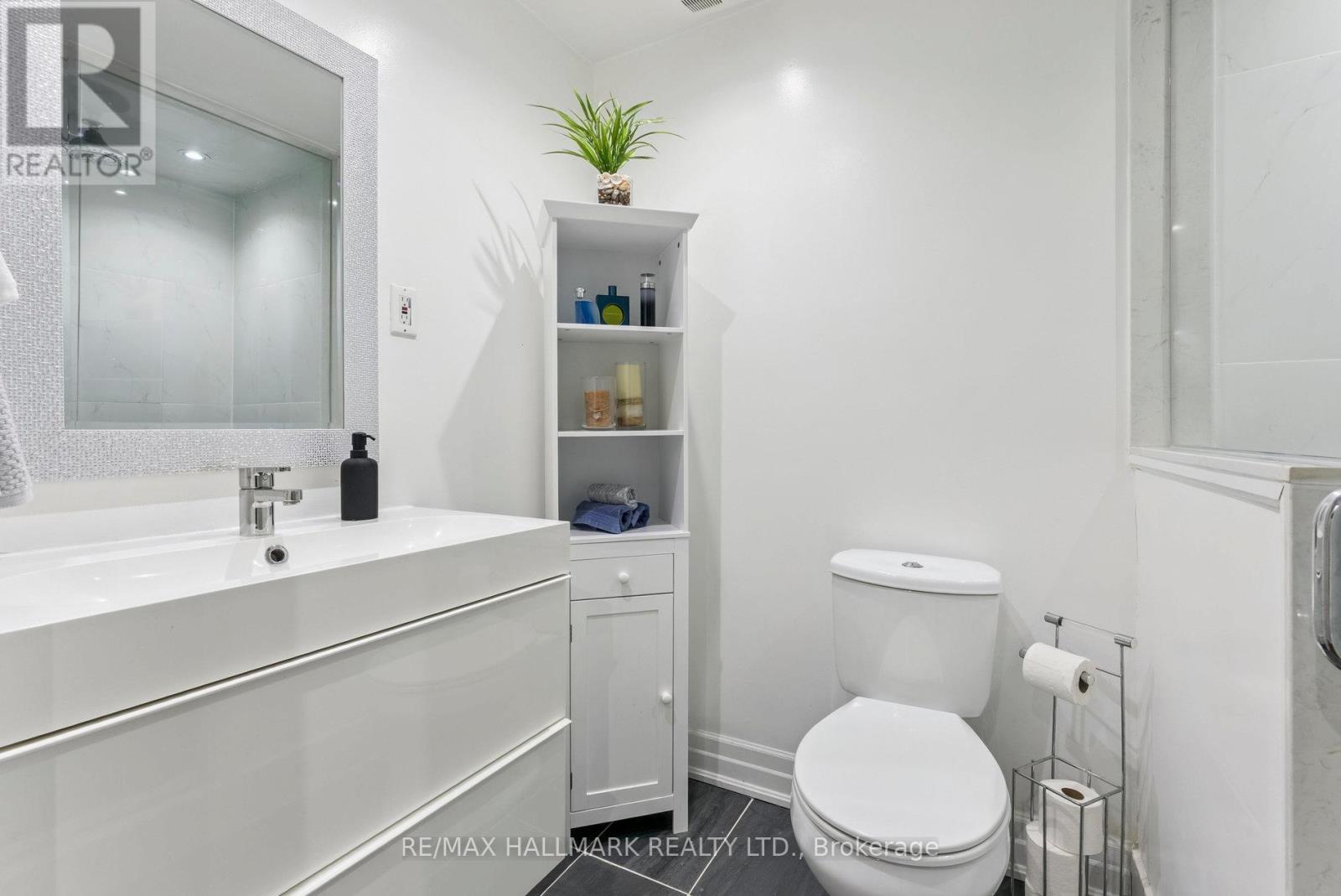 Photo 43 of 73 Lauderdale Drive, Vaughan ON