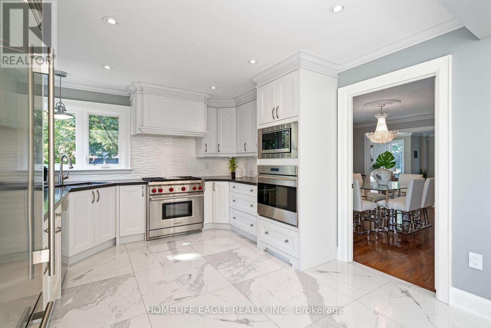 Photo 11 of 31 Modesto Gardens, Vaughan ON