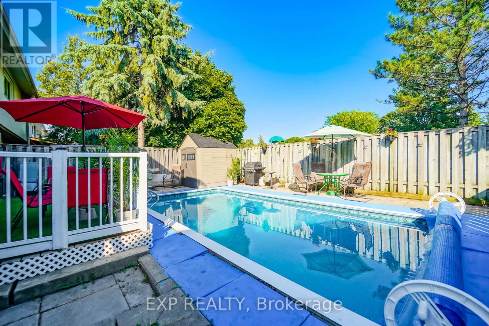 Photo 35 of 76 Salisbury Circle, Brampton ON