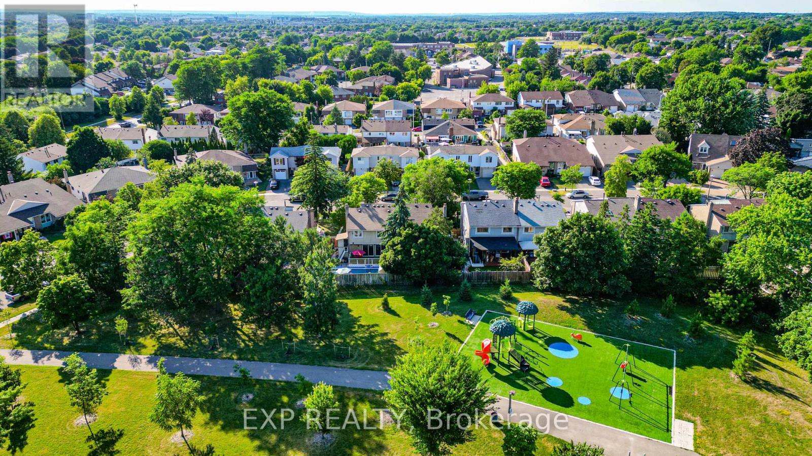 Photo 39 of 76 Salisbury Circle, Brampton ON