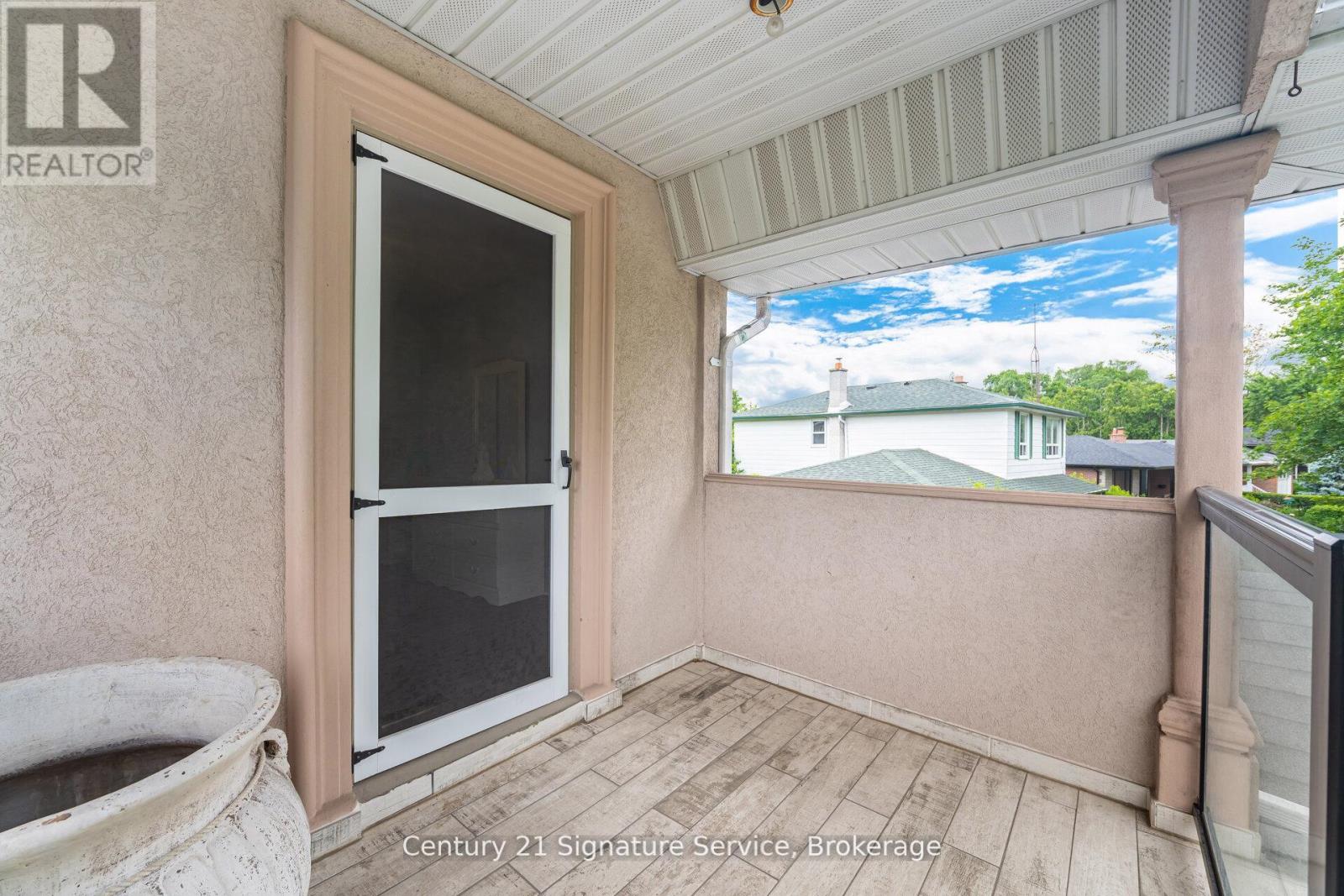 Photo 41 of 512 Selsey Drive, Mississauga ON