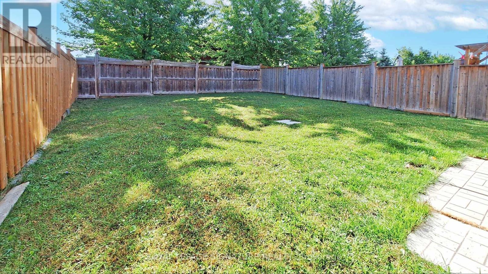 Photo 44 of 138 Sun King Crescent, Barrie ON