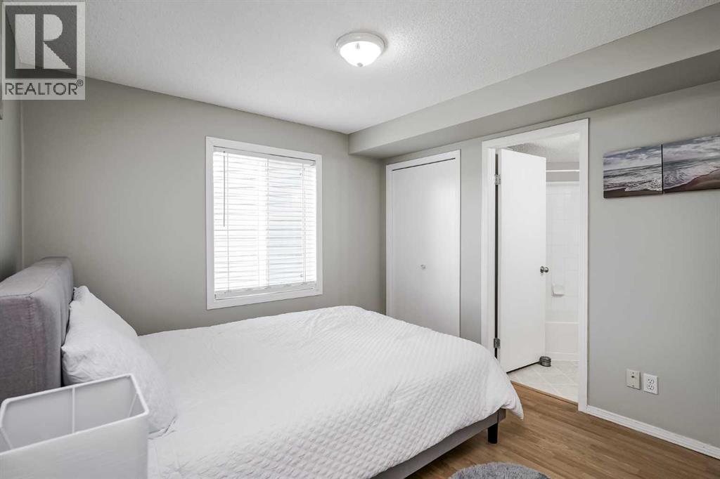 Photo 14 of 4310 604 8 Street Sw, Airdrie AB