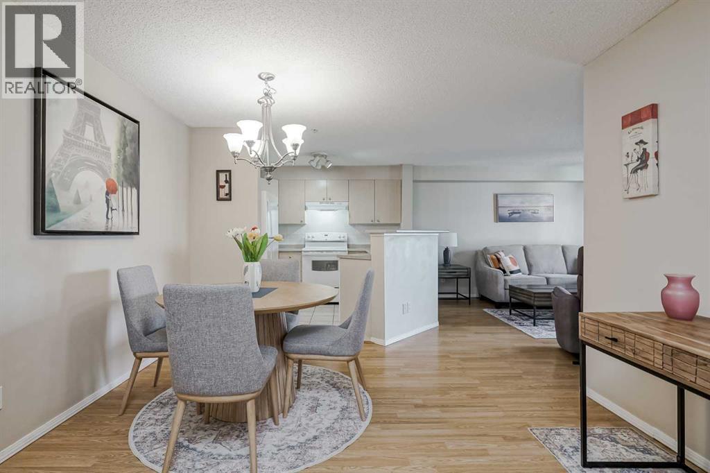 Photo 4 of 4310 604 8 Street Sw, Airdrie AB