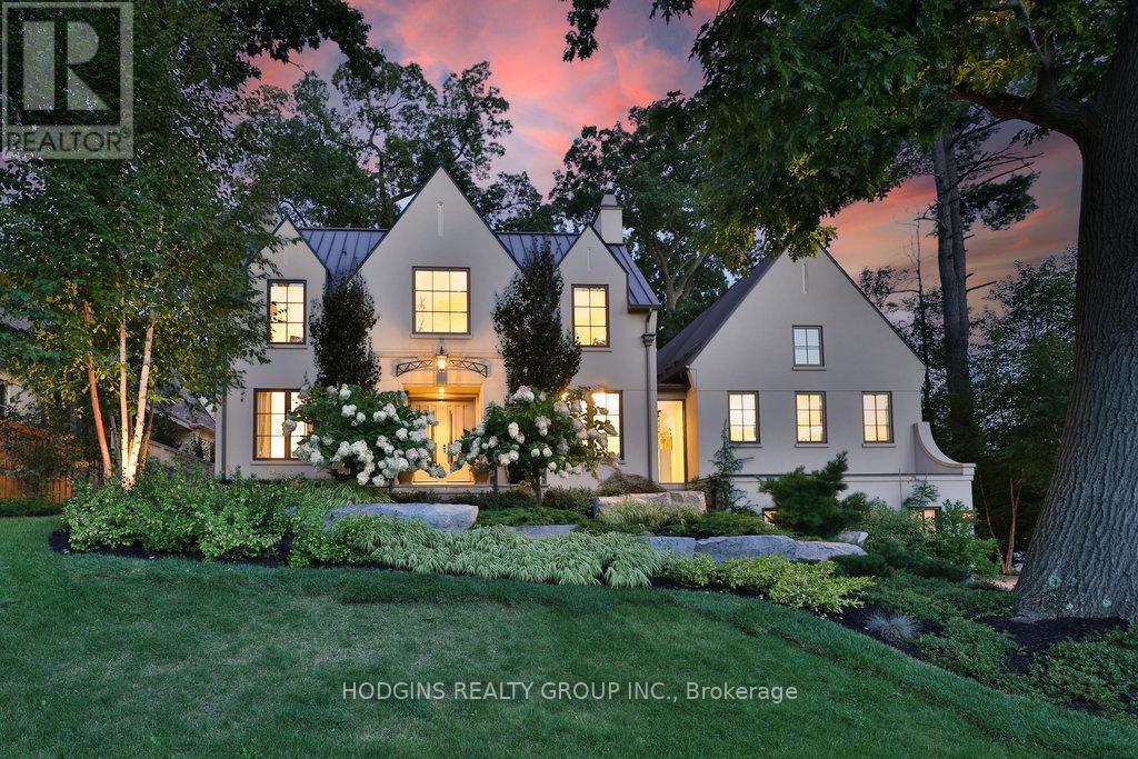 Photo 1 of 238 Mineola Road W, Mississauga ON
