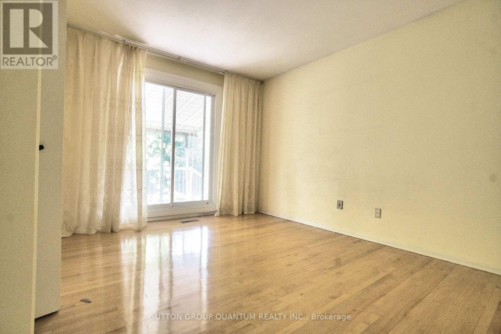 Photo 9 of 797 Eaglemount Crescent, Mississauga ON
