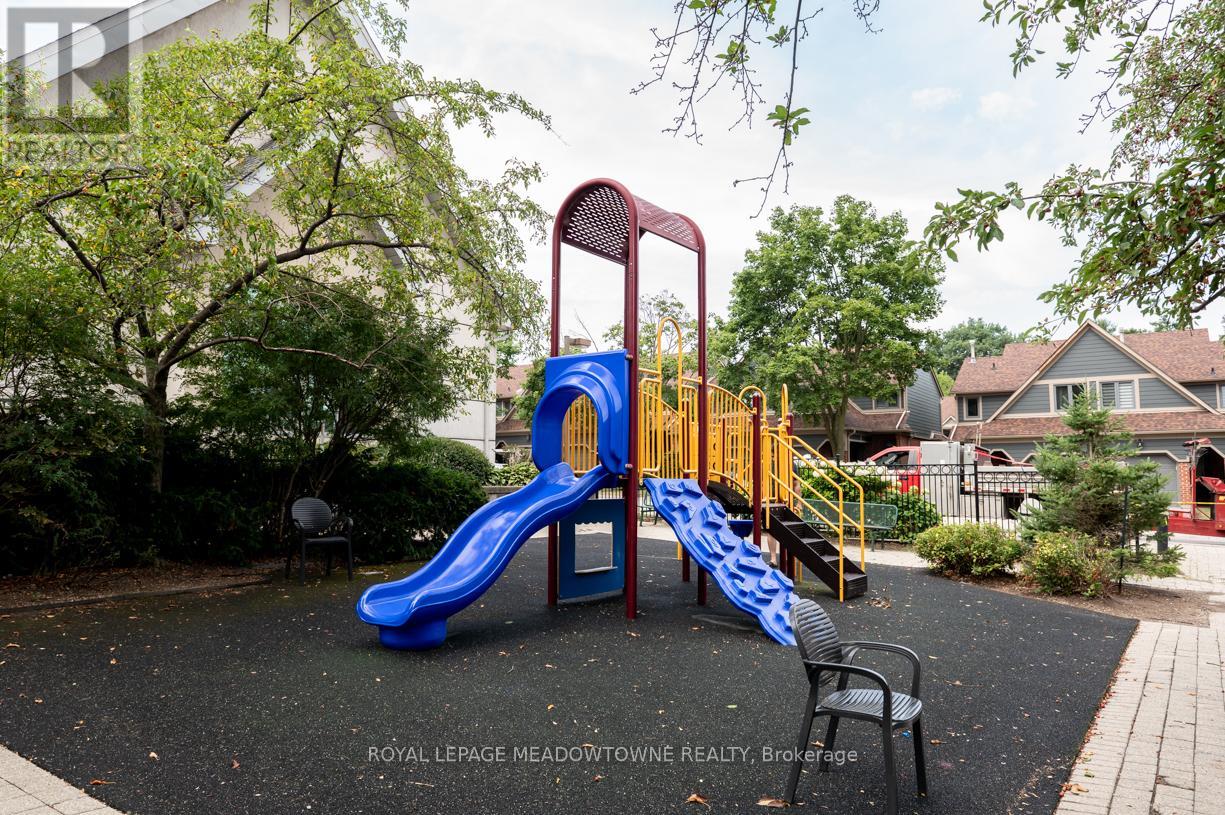 Photo 19 of 902 2155 Burnhamthorpe Road W, Mississauga ON