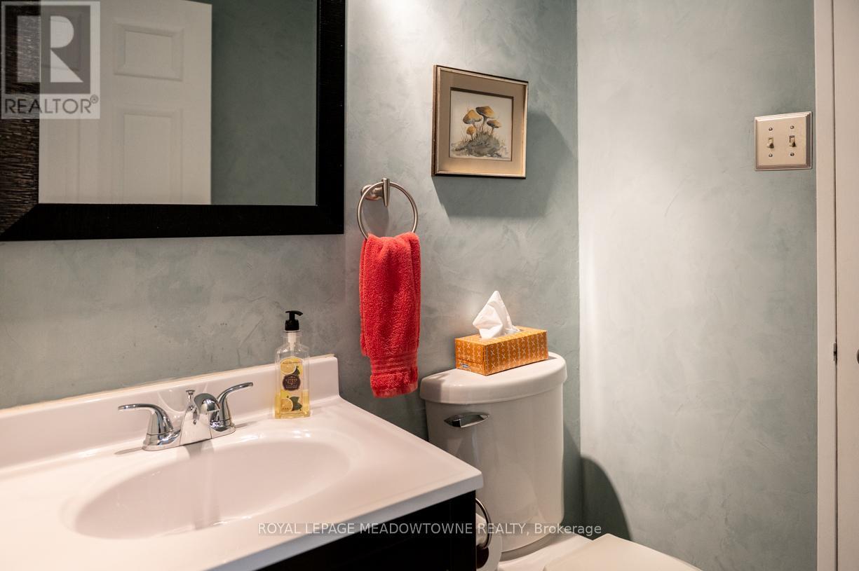 Photo 3 of 902 2155 Burnhamthorpe Road W, Mississauga ON