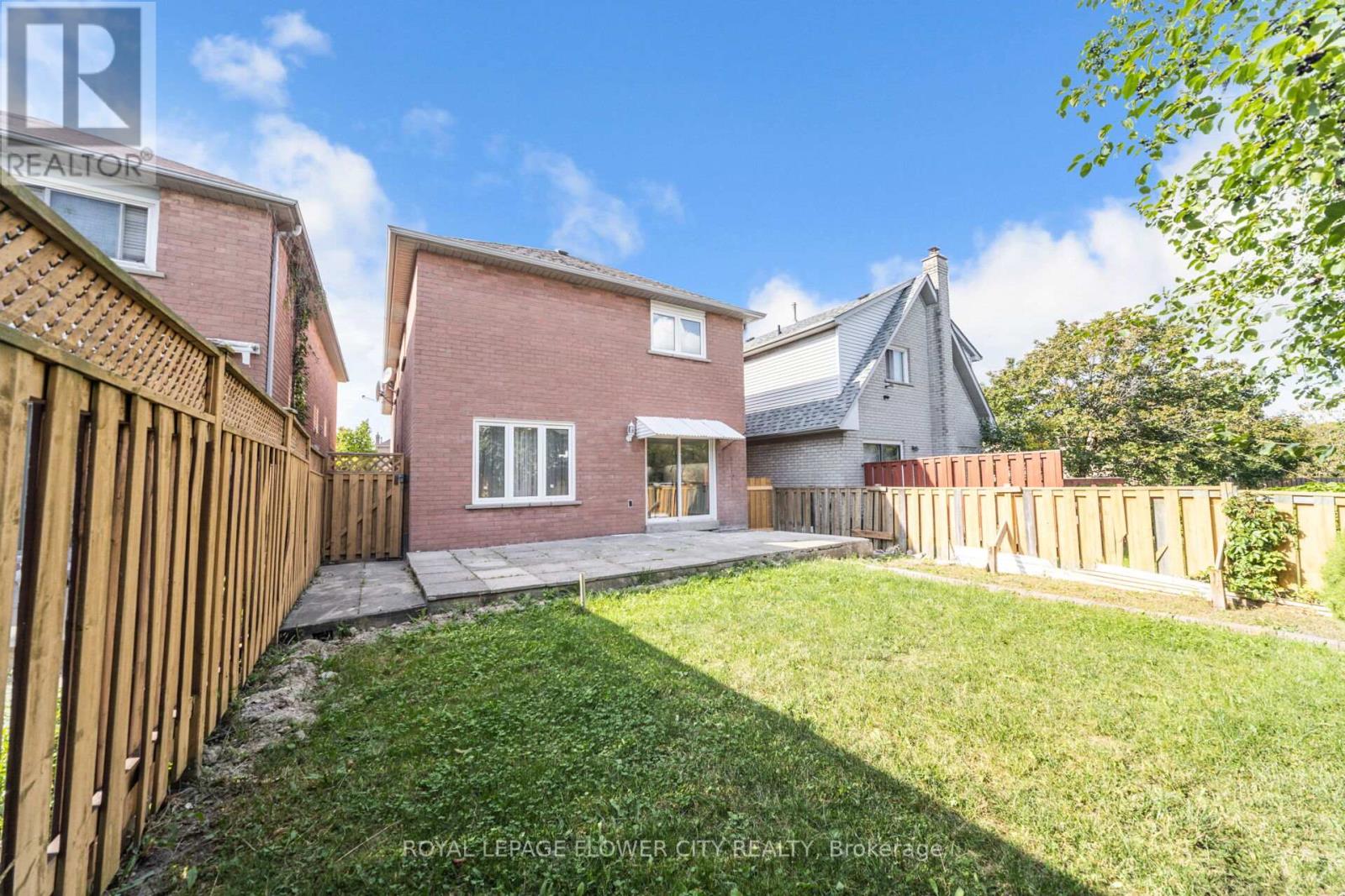 Photo 49 of 4 Natalie Court E, Brampton ON