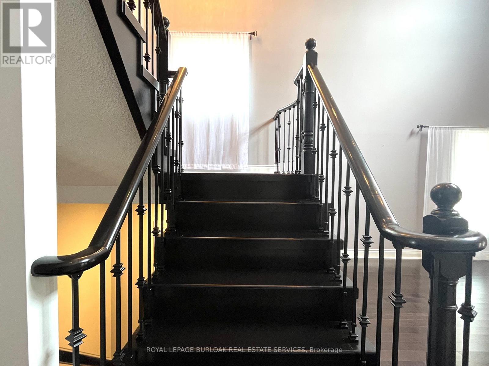 Photo 20 of 5256 Rome Crescent, Burlington ON