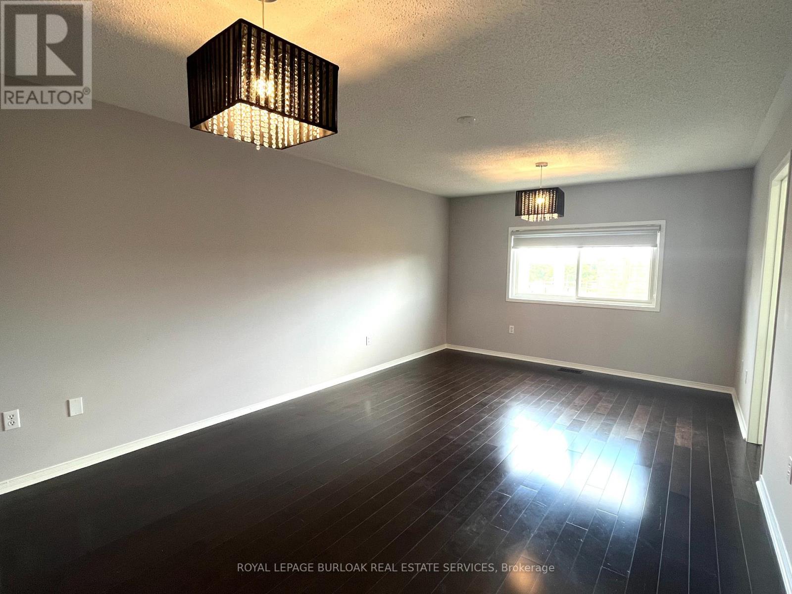 Photo 21 of 5256 Rome Crescent, Burlington ON