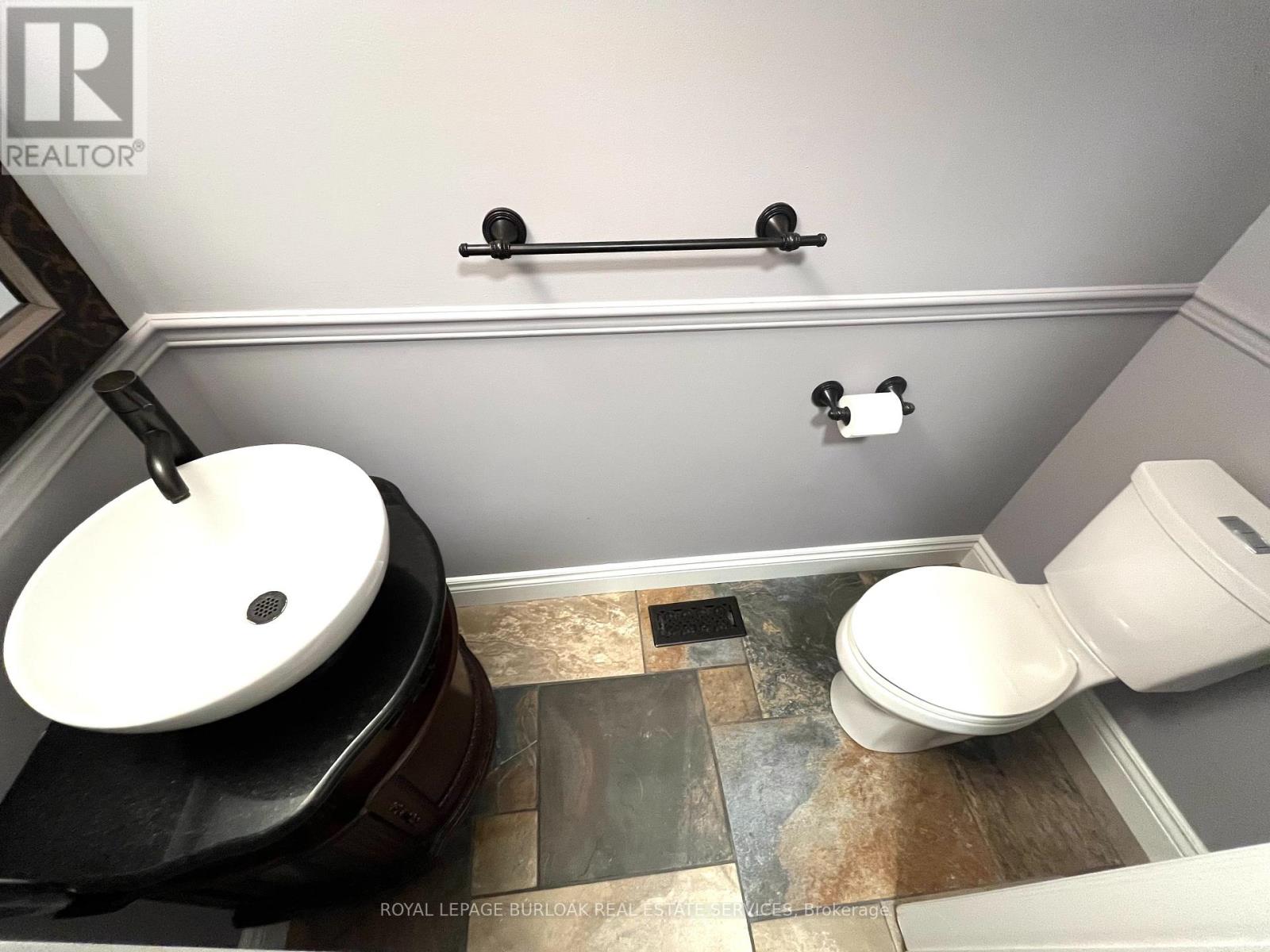 Photo 30 of 5256 Rome Crescent, Burlington ON