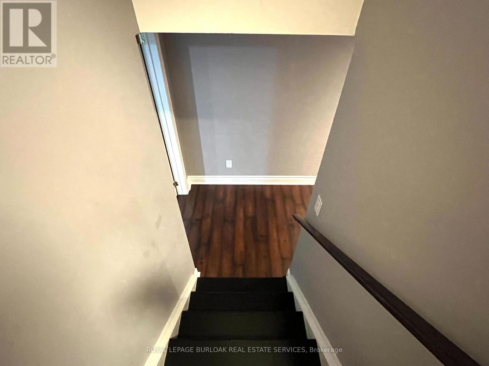 Photo 31 of 5256 Rome Crescent, Burlington ON