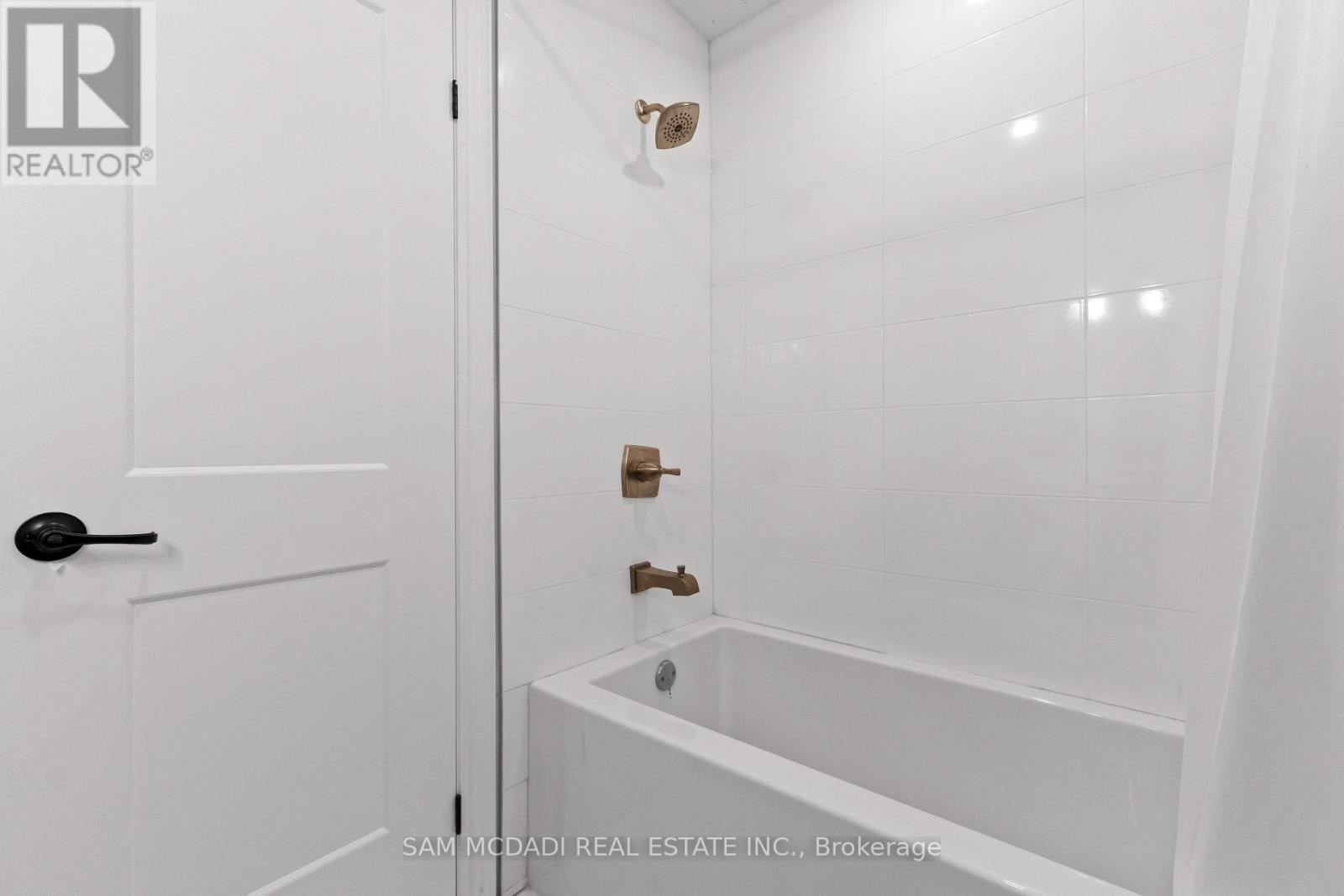 Photo 24 of 7209 Fayette Circle, Mississauga ON