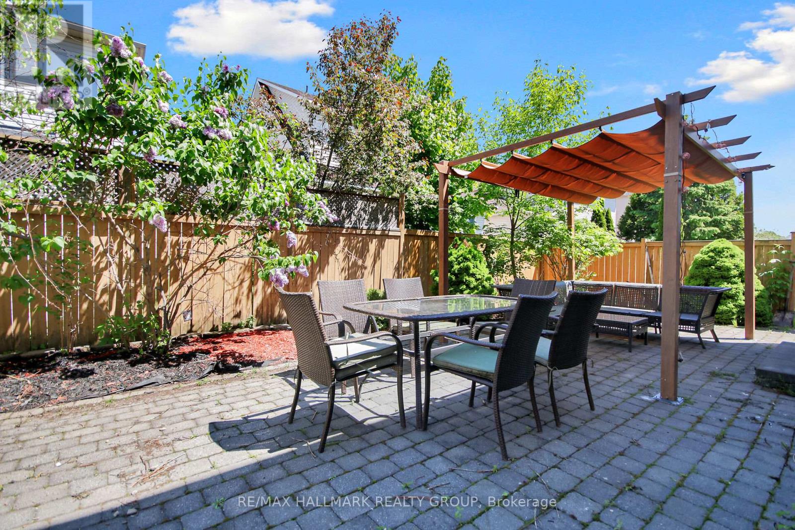 Photo 46 of 206 Annapolis Circle, Ottawa ON