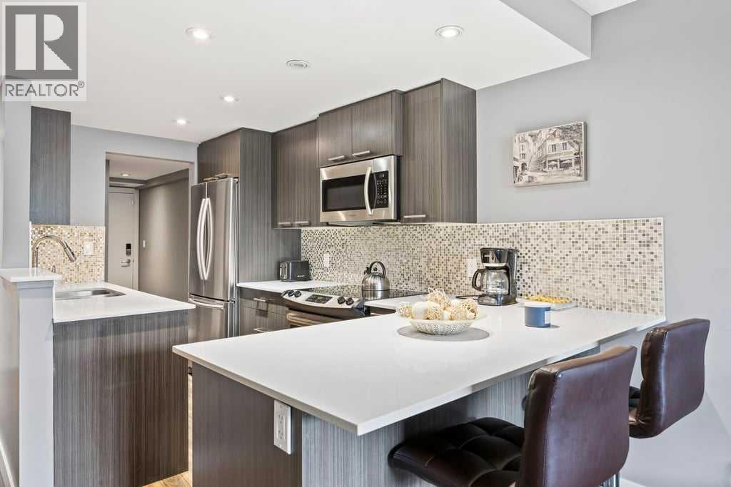 Photo 5 of 107 916 Memorial Drive Nw, Calgary AB
