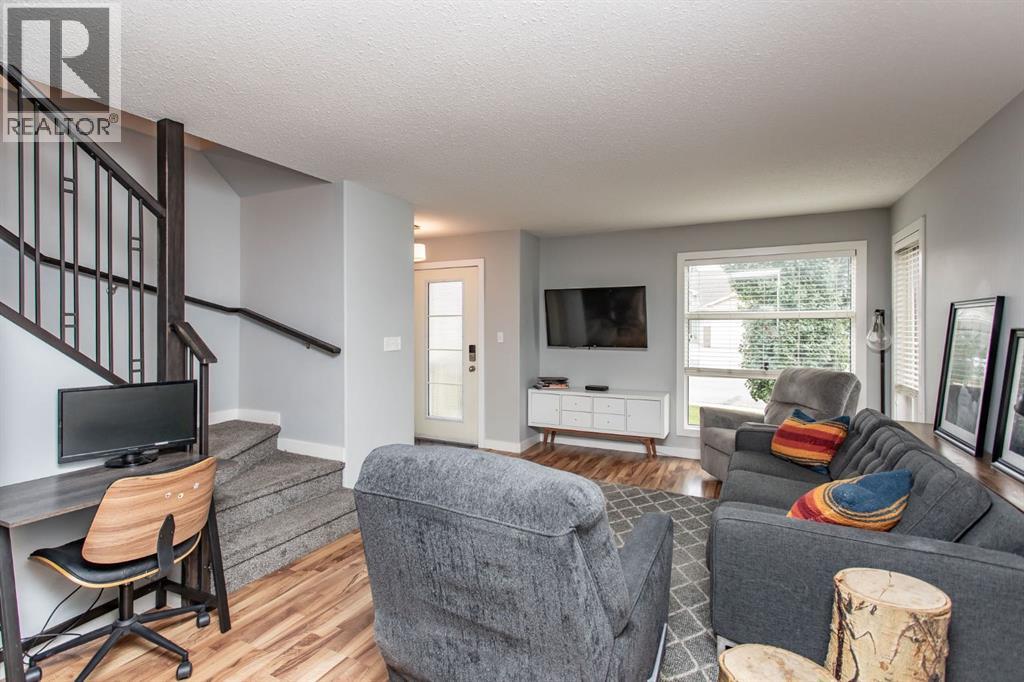 Photo 12 of 6170 Orr Drive, Red Deer AB