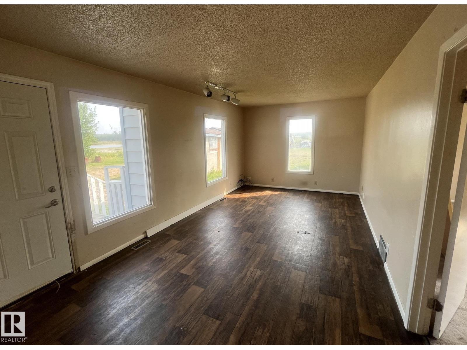 Photo 9 of 21346 Twp Road 524, Rural Strathcona County AB