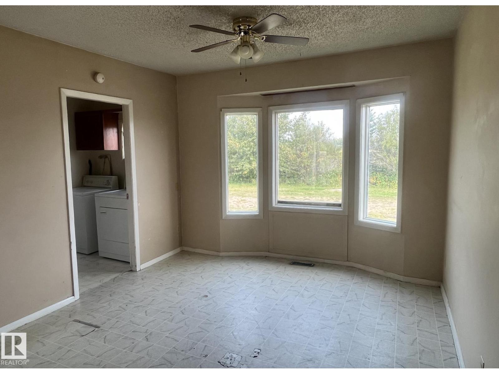 Photo 7 of 21346 Twp Road 524, Rural Strathcona County AB
