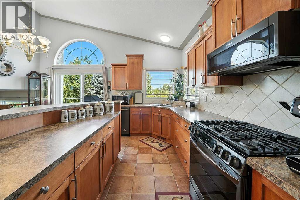 Photo 12 of 300 Lampard Crescent, Red Deer AB