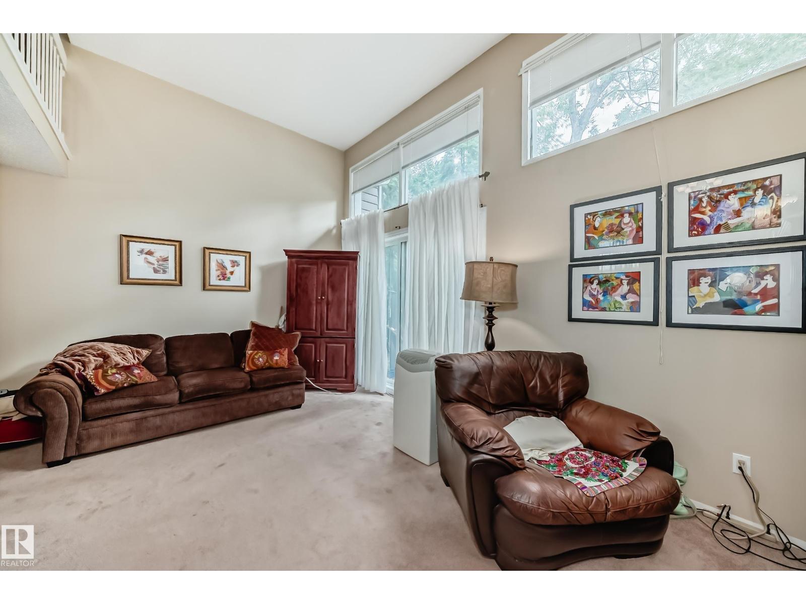 Photo 9 of 1049 Millbourne E Nw, Edmonton AB