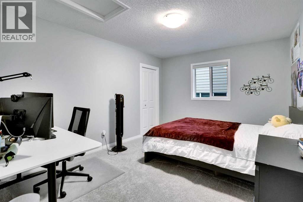 Photo 26 of 208 Panton Road Nw, Calgary AB