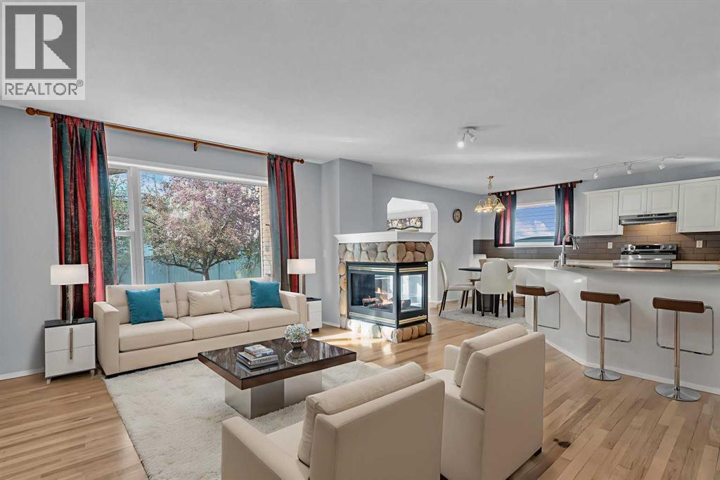 Single Family House for Sale in  Somerset Drive SW Somerset Calgary 
