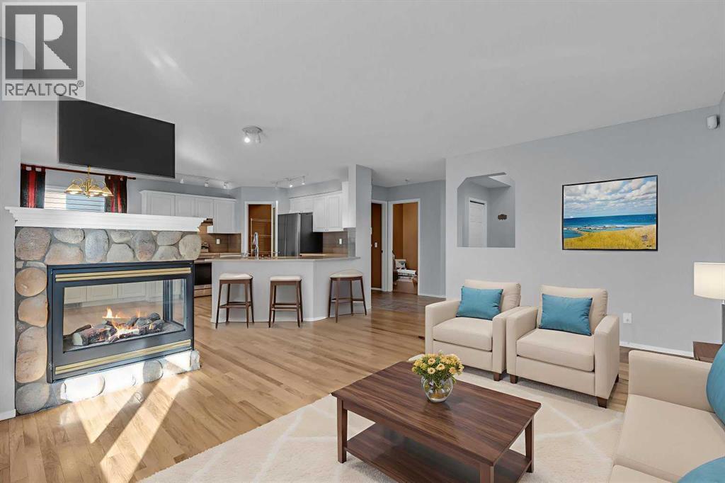 Single Family House for Sale in  Somerset Drive SW Somerset Calgary 