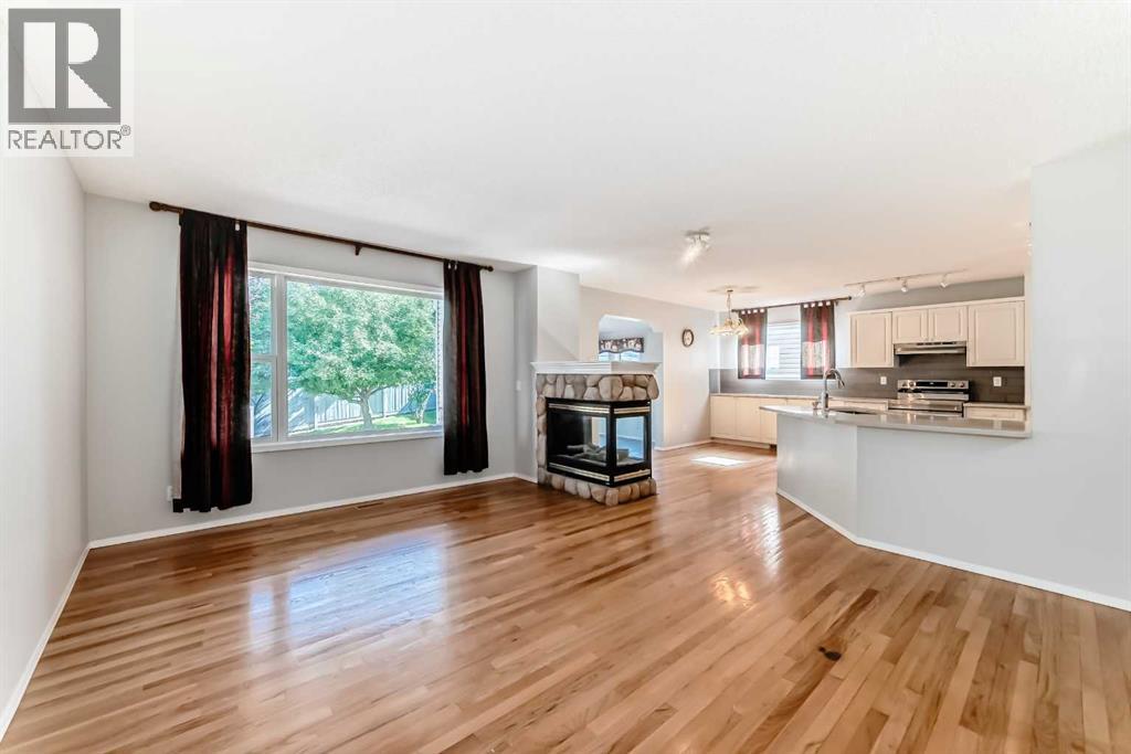 Single Family House for Sale in  Somerset Drive SW Somerset Calgary 