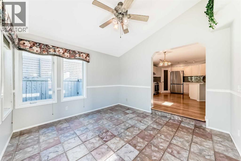 Single Family House for Sale in  Somerset Drive SW Somerset Calgary 