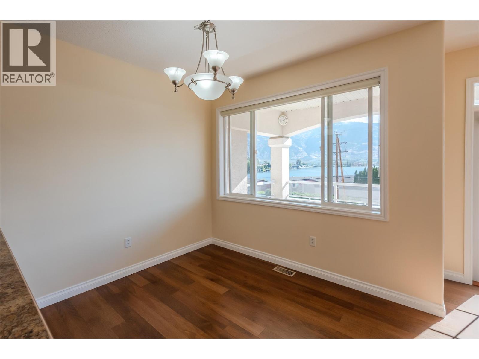 5820 89th Street Unit# 301, Osoyoos
