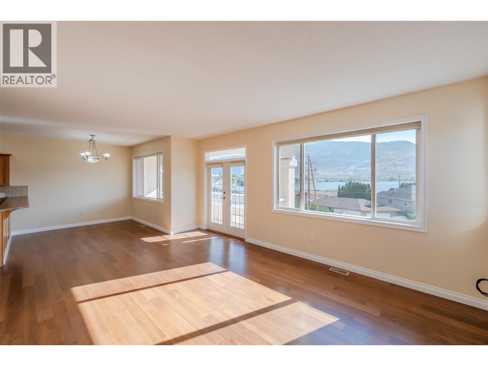 5820 89th Street Unit# 301, Osoyoos