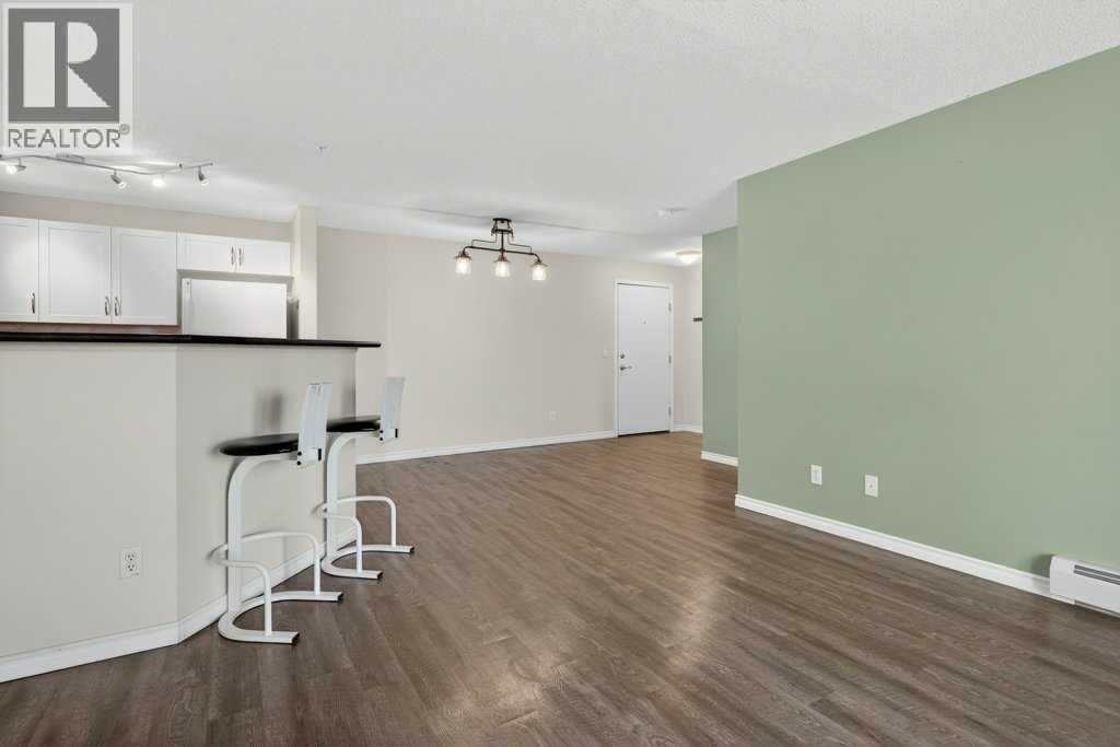 Photo 6 of 4316 10 Prestwick Bay Se, Calgary AB