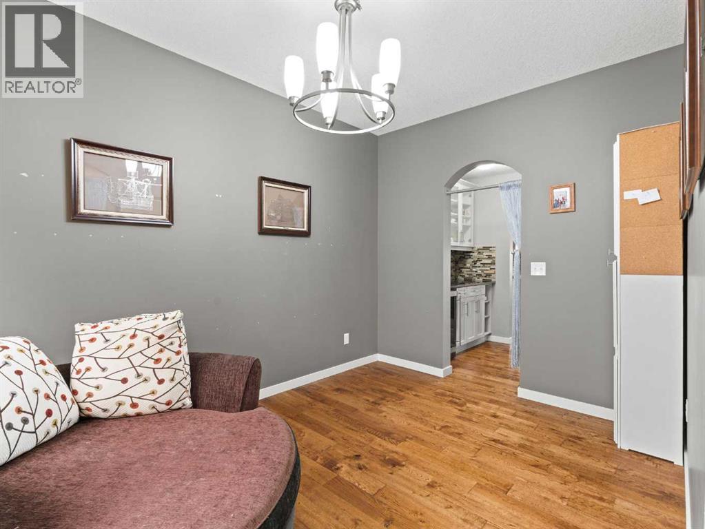 Photo 8 of 9 Cimarron Springs Circle, Okotoks AB