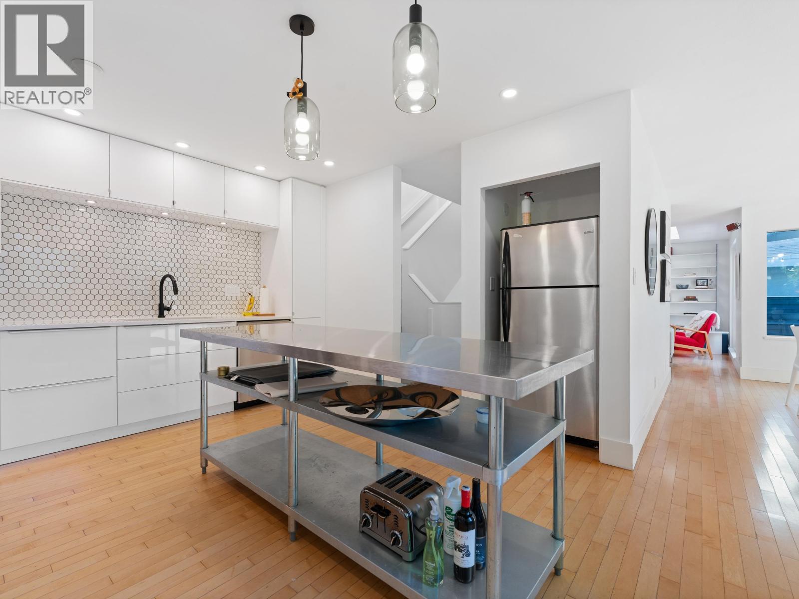 Photo 20 of 2343 W 7th Avenue, Vancouver BC